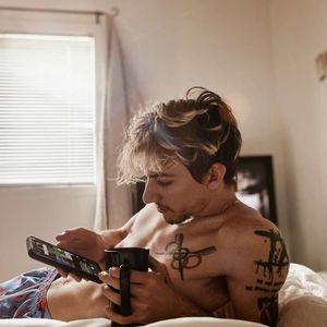 Meet your Posher, Christopher